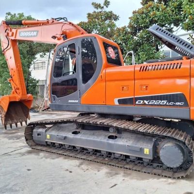 Hand kedua DOOSAN Hydraulic Digger DH225 Peralatan Penggalian yang Digunakan