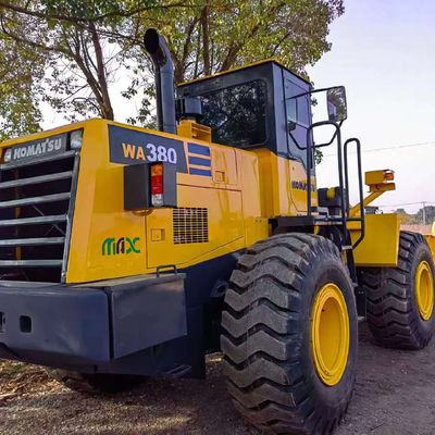 Tugas berat 146kW Komatsu WA380 digunakan wheel loader 5 Ton beban untuk pertanian