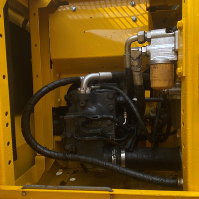 Komatsu Excavator Hydraulic Besar Digunakan Crawler Jenis KOMATSU PC 130