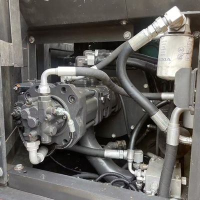 Volvo 150D Peralatan Konstruksi Lama