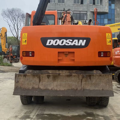 Mesin yang kuat Digunakan DOOSAN Excavator Excavator Roda Tua 150w Untuk Bangunan Kota